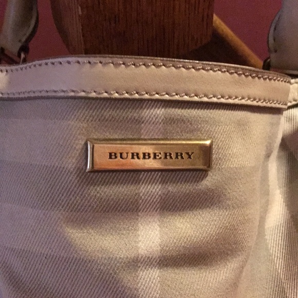 Auth Burberry Prorsum satchel in great condition! - Picture 2 of 7